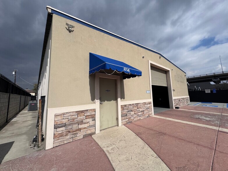 Primary Photo Of 814 Jackson St, Bakersfield Warehouse For Lease