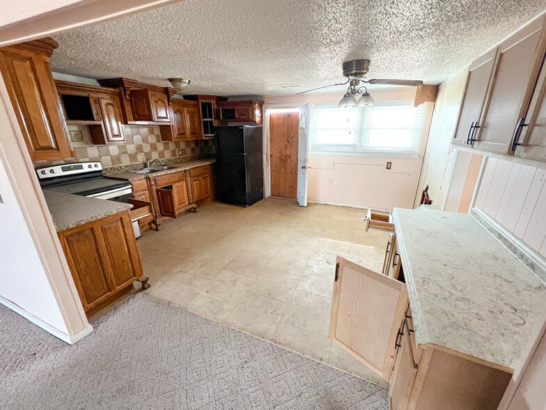 More Photos Of 1707 W Francis Ave, Midland Land For Sale