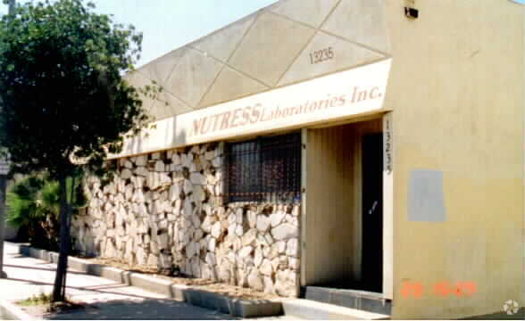 More Photos Of 13235 Sherman Way, North Hollywood Warehouse For Lease