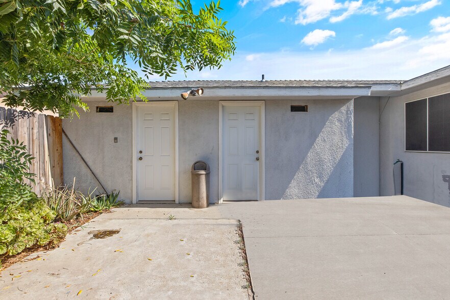 More Photos Of 909 E Noble Ave, Visalia Multifamily For Sale