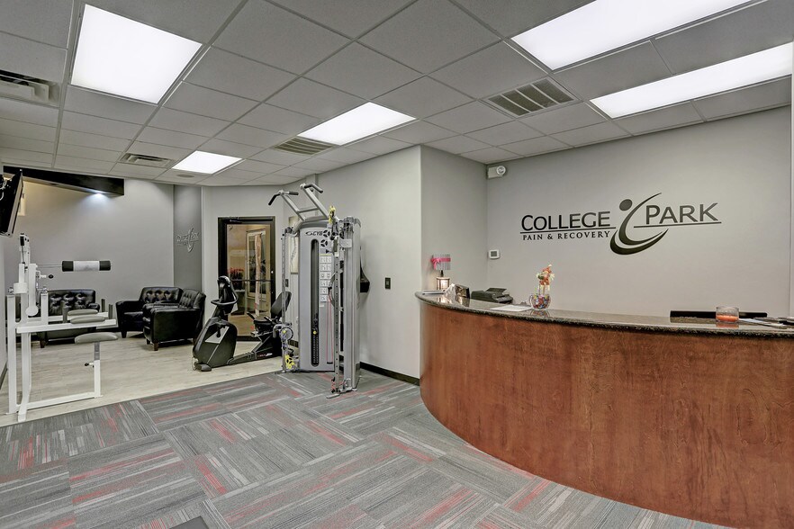 More Photos Of 3115 College Park Dr, Conroe Medical For Lease