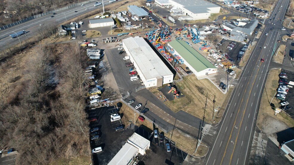More Photos Of 5034 Lafayette Rd, Indianapolis Warehouse For Lease