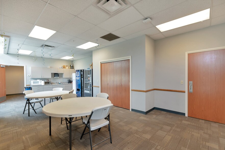More Photos Of 475-493 N Freedom Blvd, Provo Medical For Lease