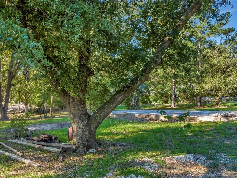 More Photos Of 1441 N Temple Dr, Diboll Auto Repair For Sale
