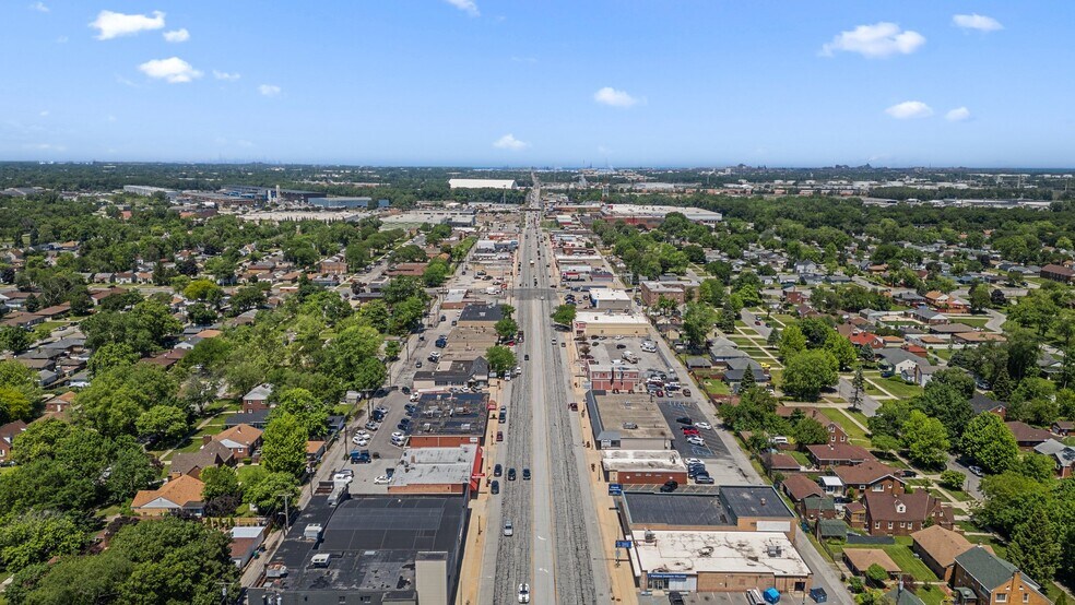 More Photos Of 7025 Indianapolis Blvd, Hammond Office For Sale