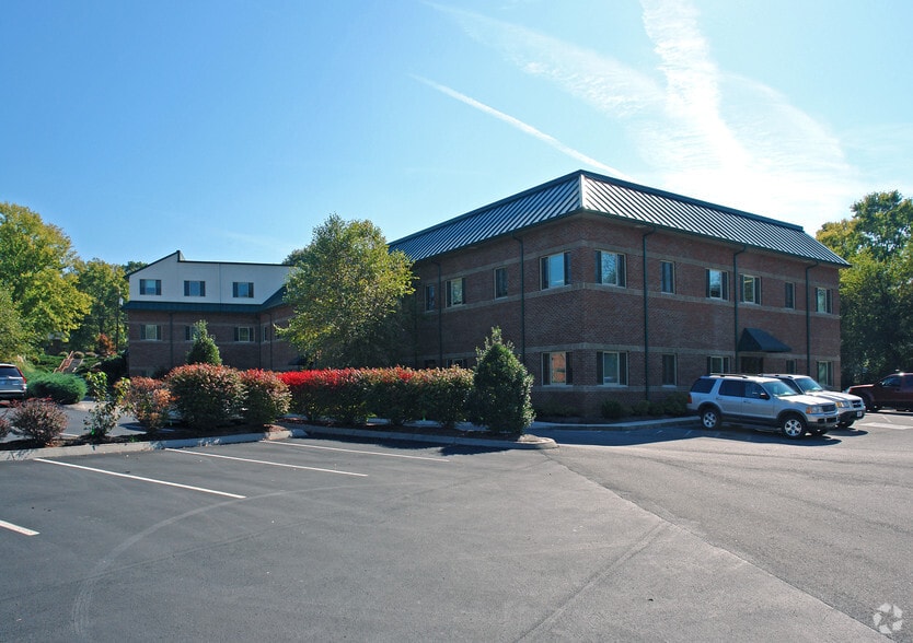 More Photos Of 139 Fox Rd, Knoxville Office For Lease