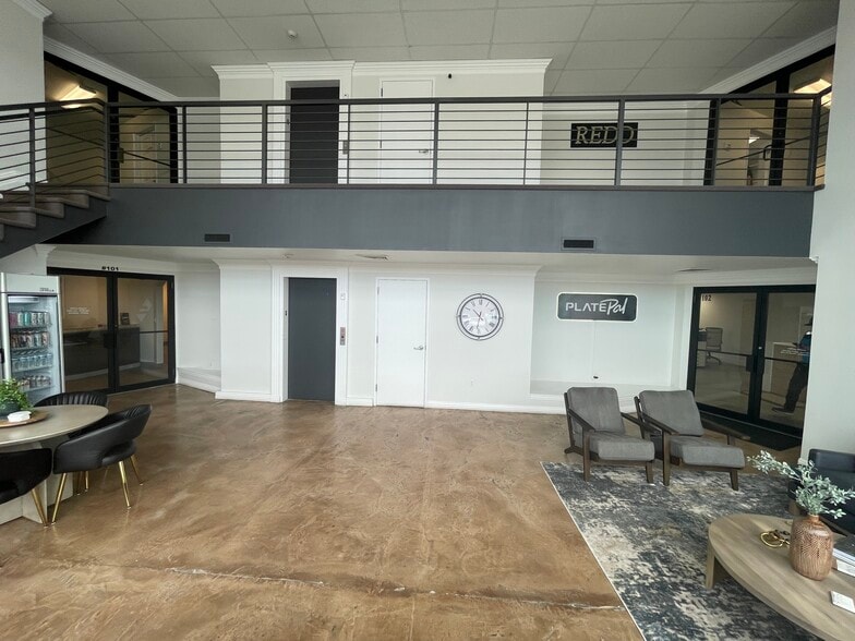 More Photos Of 210-290 N Redwood Rd, North Salt Lake Light Manufacturing For Lease