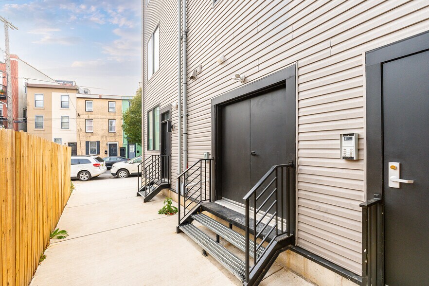 More Photos Of 2301 Frankford Ave, Philadelphia Apartments For Sale