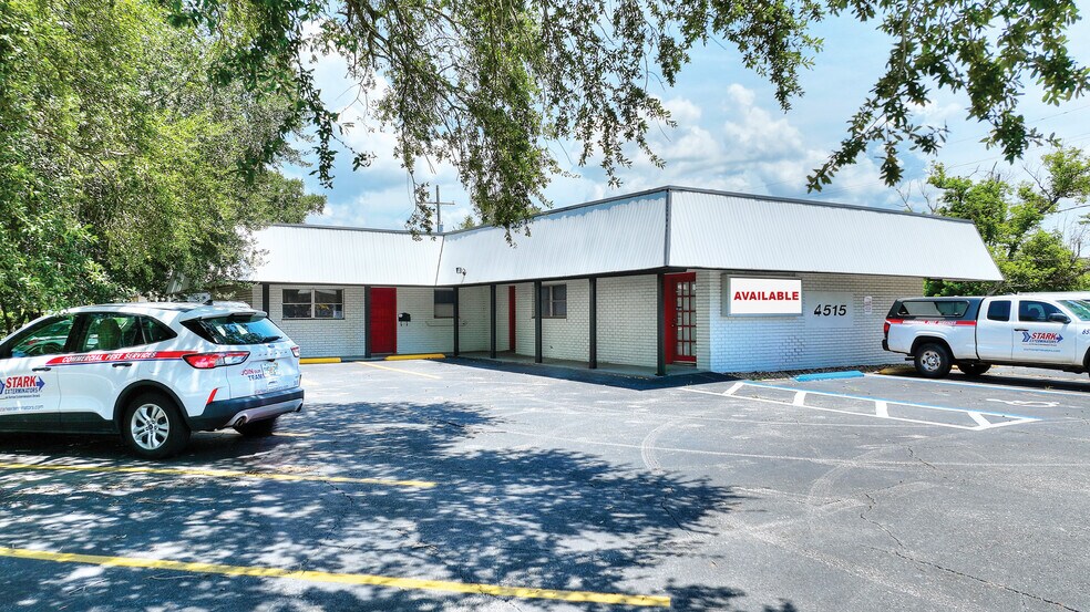 More Photos Of 4515 Curry Ford Rd, Orlando Office For Sale