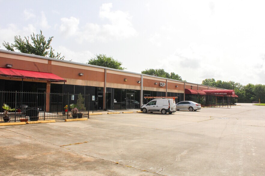 More Photos Of 867-873 Dulles Ave, Stafford Unknown For Lease