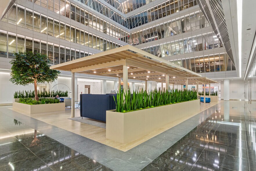 More Photos Of 1299 Pennsylvania Ave NW, Washington Office For Lease