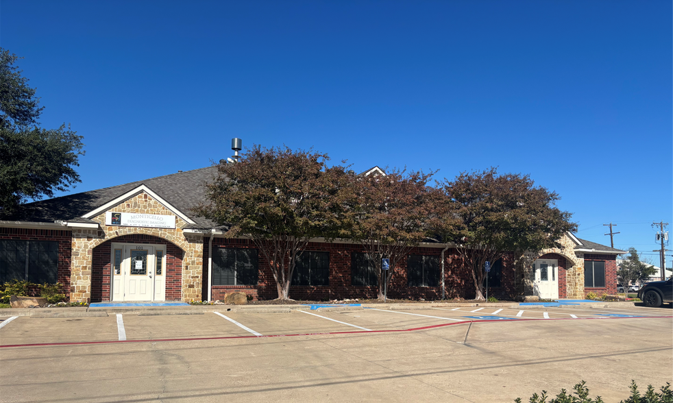 More Photos Of 649 Alsbury Blvd, Burleson Medical For Lease