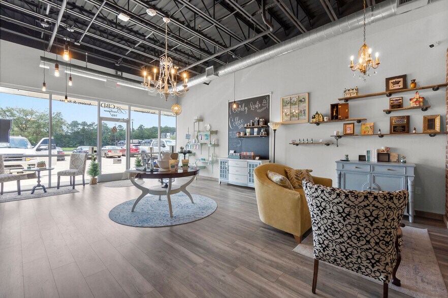 More Photos Of 525 Woodland Square Blvd, Conroe Coworking Space