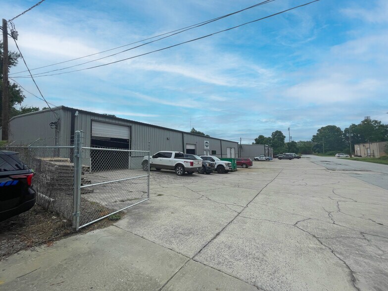 More Photos Of , Columbia Unknown For Sale