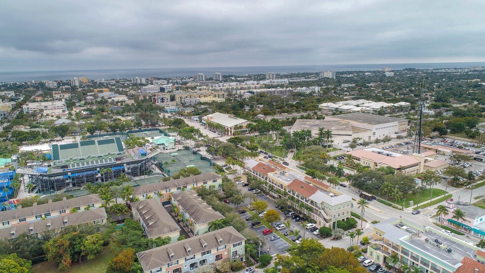 More Photos Of 60 NW 5th Ave, Delray Beach Restaurant For Sale
