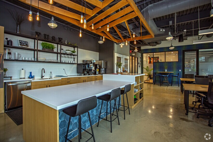 More Photos Of 13341 W Highway 290, Austin Coworking Space