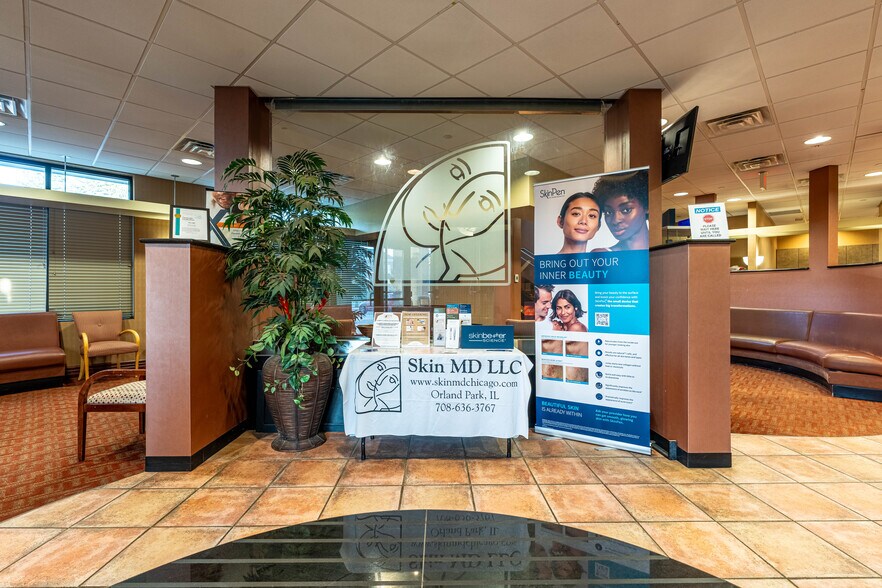 More Photos Of 16105 S La Grange Rd, Orland Park Medical For Lease