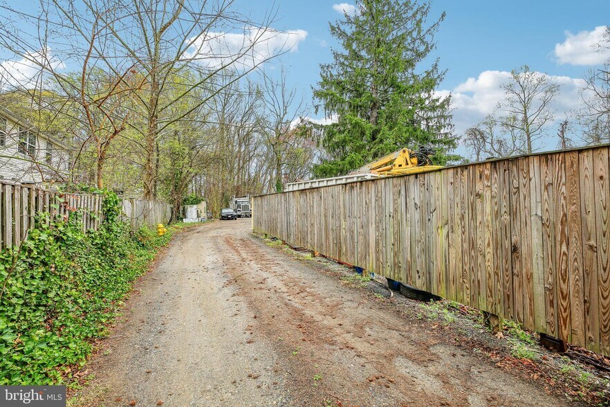 More Photos Of 1109 MD-3, Gambrills Office For Sale