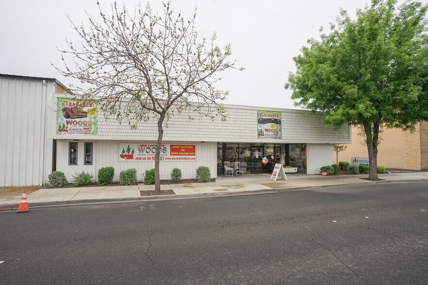 More Photos Of 225 Lander Ave, Turlock Storefront Retail Office For Sale