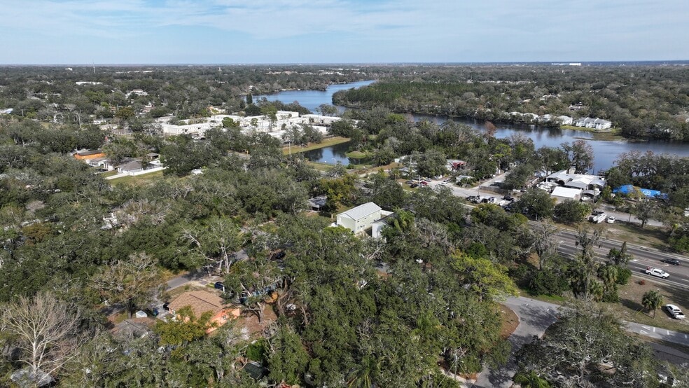 More Photos Of 7309 N Hutton pl, Tampa Apartments For Sale