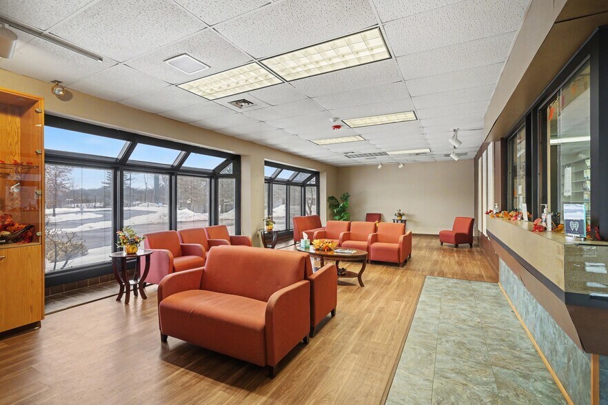 More Photos Of 400 Nationwide Dr, Harrisburg Medical For Sale
