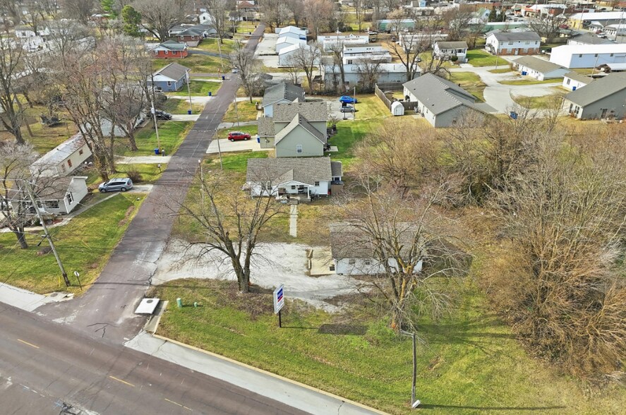 More Photos Of 209 E Johnson Ave, Ashland Multifamily For Sale