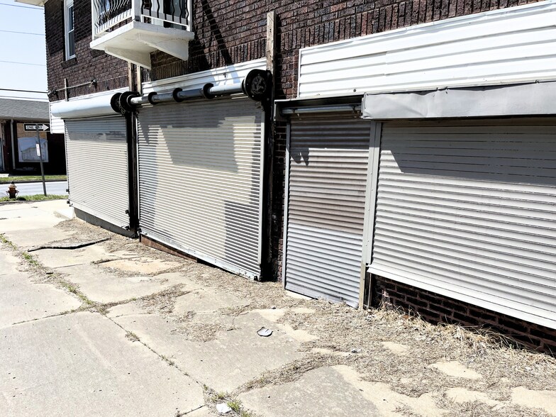 More Photos Of 1306 Wood Ave, Kansas City Multifamily For Sale