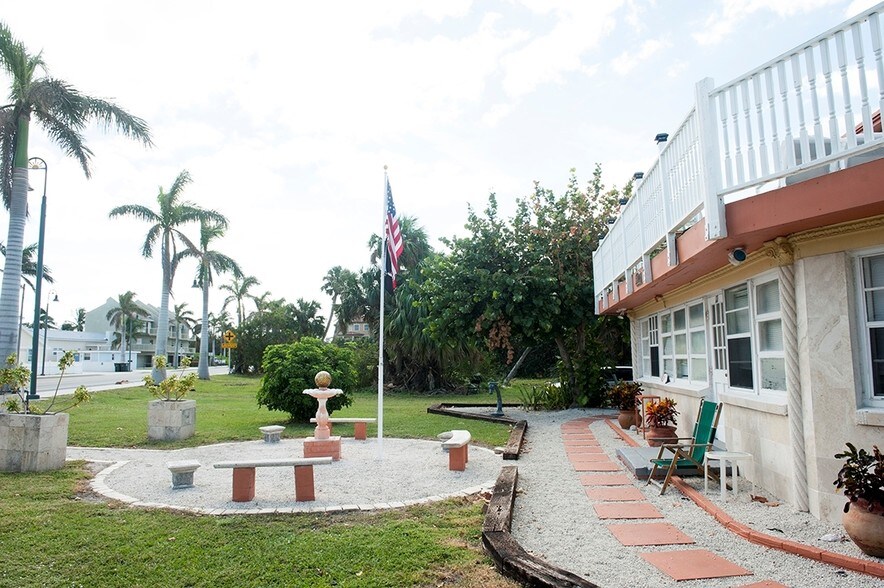 More Photos Of 601 S Ocean Dr, Hutchinson Island Apartments For Sale