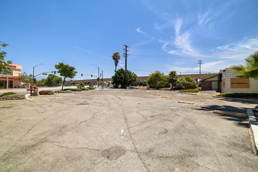 More Photos Of 10478 Valley Blvd, El Monte Restaurant For Sale