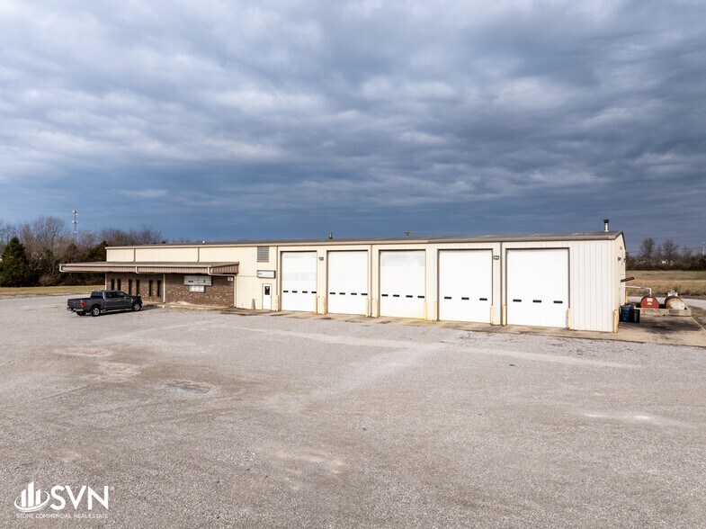 More Photos Of 50 Mary Beth Ln, Somerset Warehouse For Sale