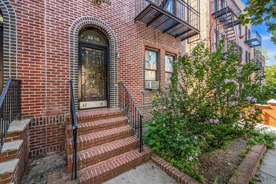 More Photos Of 32-10 82nd St, Flushing Apartments For Sale