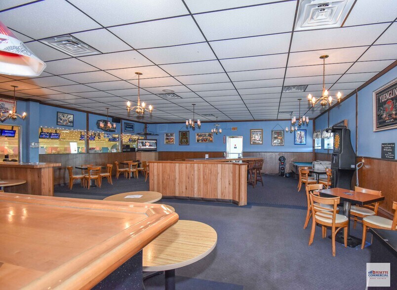 More Photos Of 28 N Bowl Ln, Plattsburgh Sports And Entertainment For Sale