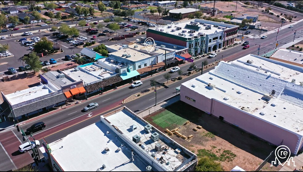 More Photos Of 215 N Gilbert Rd, Gilbert General Retail For Lease