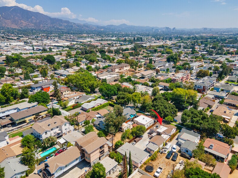 More Photos Of 331 Allen Ave, Glendale Multifamily For Sale