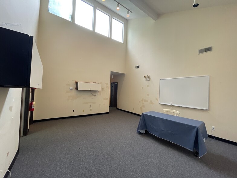 More Photos Of 1309 Milstead Ave NE, Conyers Medical For Lease