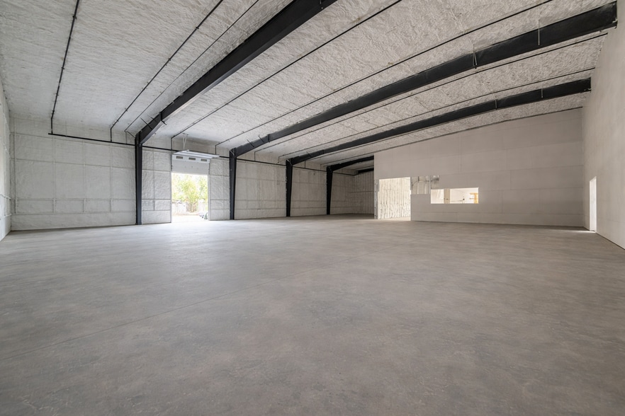 More Photos Of 350 Lafferty Ln, Dover Unknown For Lease