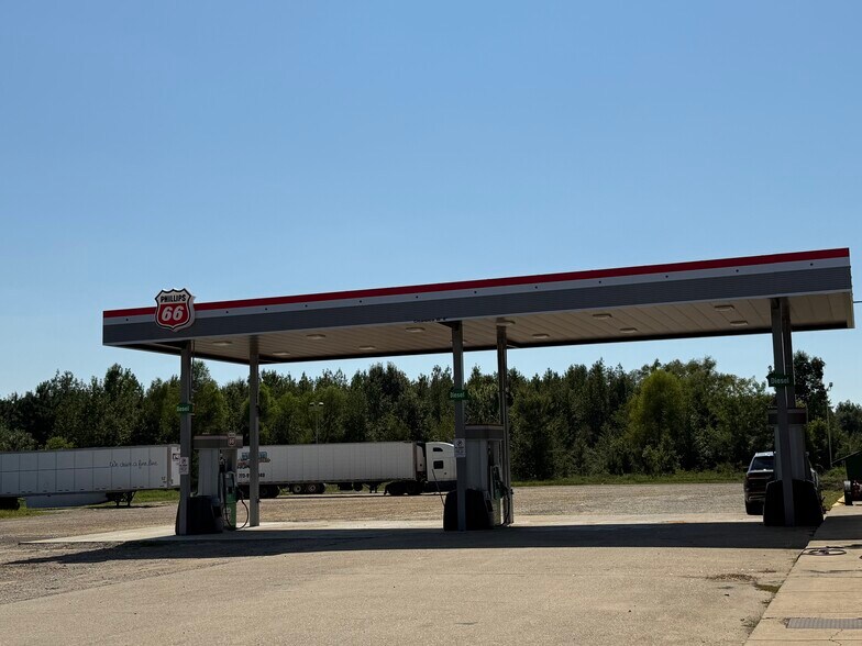 More Photos Of 407 Highway 27 Byp, Nashville Service Station For Sale