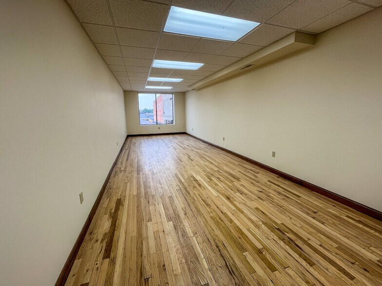 More Photos Of 720 Saint Joseph St, Rapid City Office For Sale