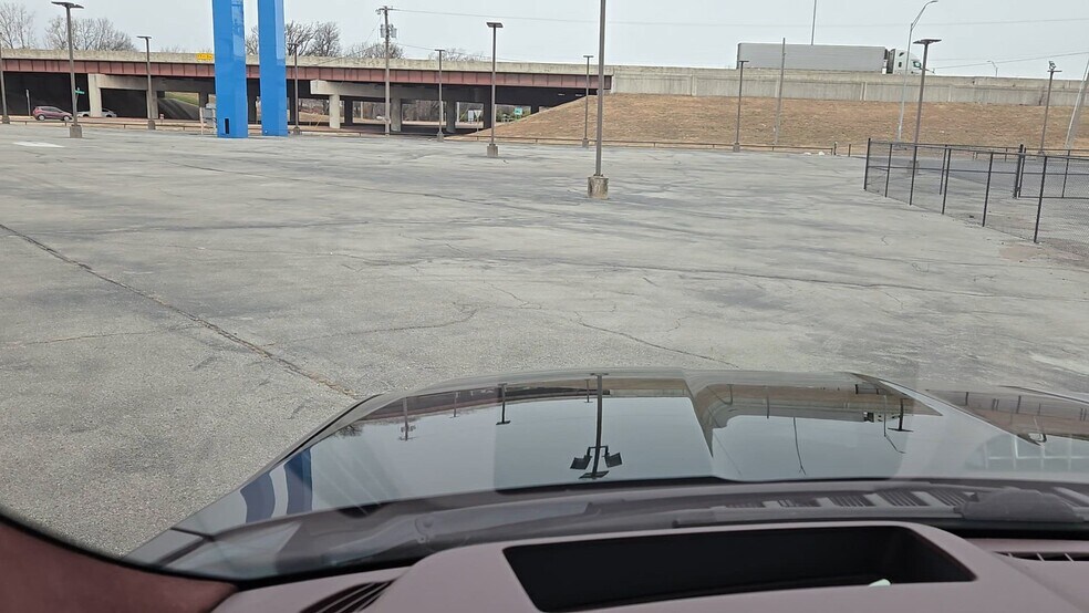 More Photos Of 3003 S Memorial Dr, Tulsa Auto Dealership For Sale
