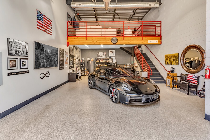 Primary Photo Of 15032 N 74th St, Scottsdale Showroom For Sale