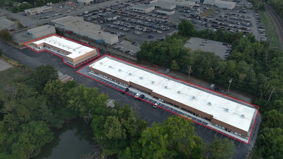 Primary Photo Of 1600 S Noland Rd, Independence Light Distribution For Lease