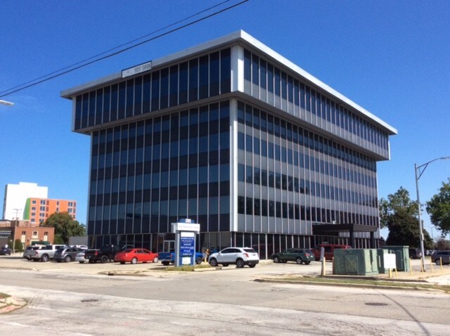 More Photos Of 511 Fort St, Port Huron Office Residential For Sale