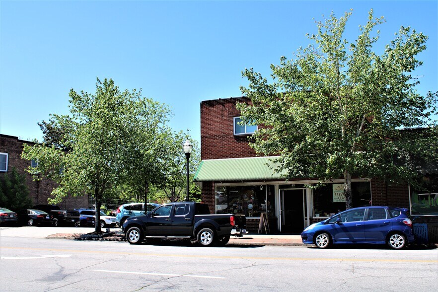 More Photos Of 84 E Main St, Brevard Storefront Retail Residential For Sale