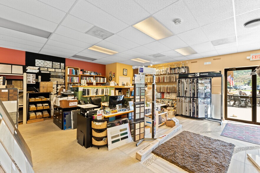 More Photos Of 1855 Shield Dr, Steamboat Springs Showroom For Sale