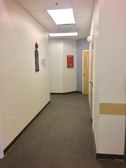 More Photos Of 25 Marston St, Lawrence Medical For Lease
