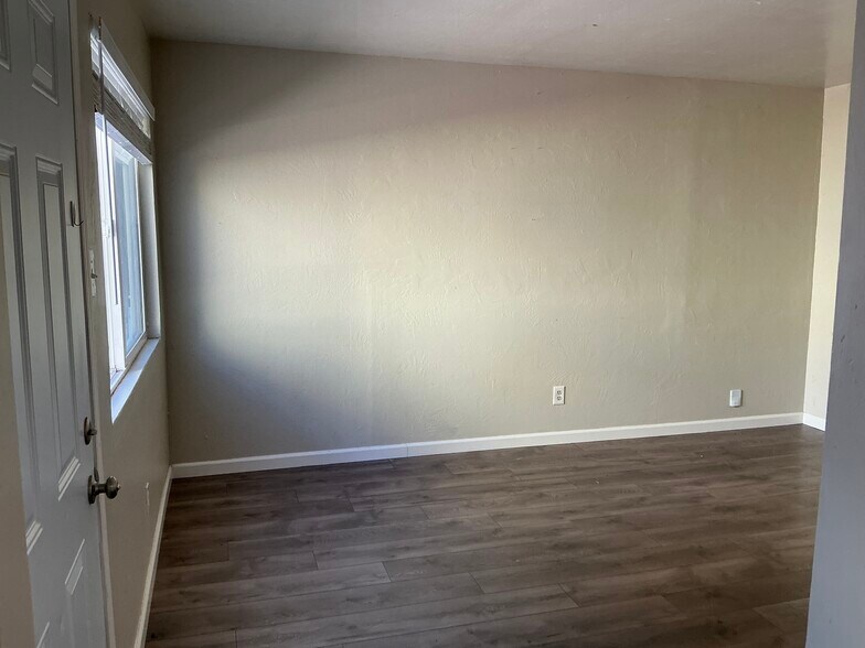 More Photos Of 468 Capitol Hill Ave, Reno Apartments For Sale