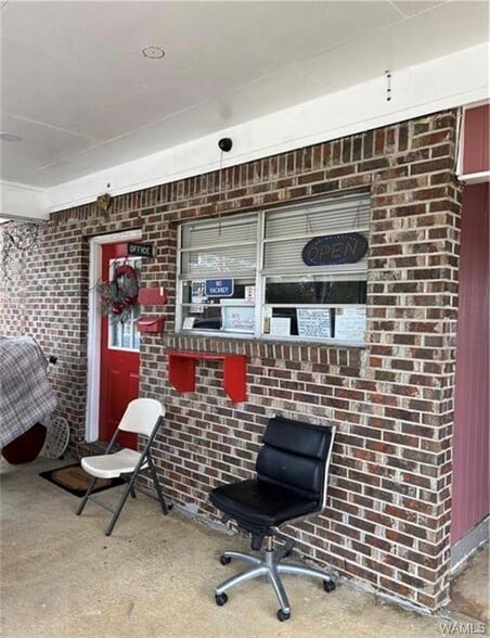 More Photos Of 705 S Main St, Linden Hotel For Sale