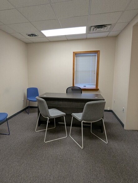 More Photos Of 572-574 Newark Ave, Jersey City Office For Sale