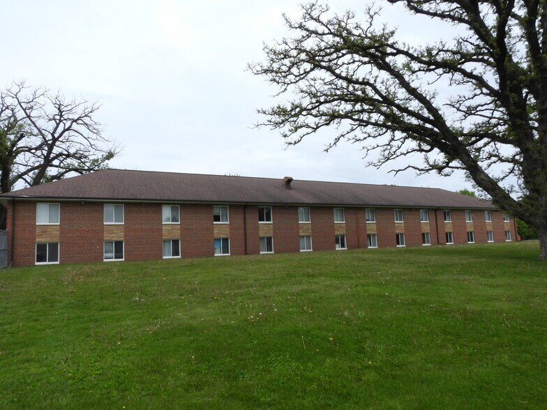 More Photos Of 315 S Grove Ave, Owatonna Schools For Sale
