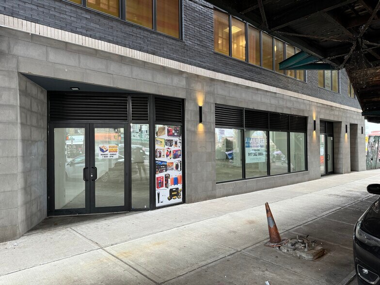 More Photos Of 5130 Roosevelt Ave, Woodside Apartments For Lease